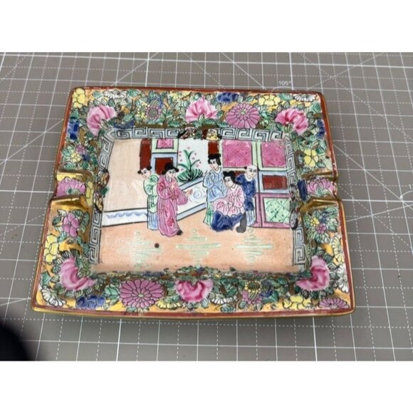 Antique Chinese Rose Medallion Ceramic Ashtray with Conversing Characters